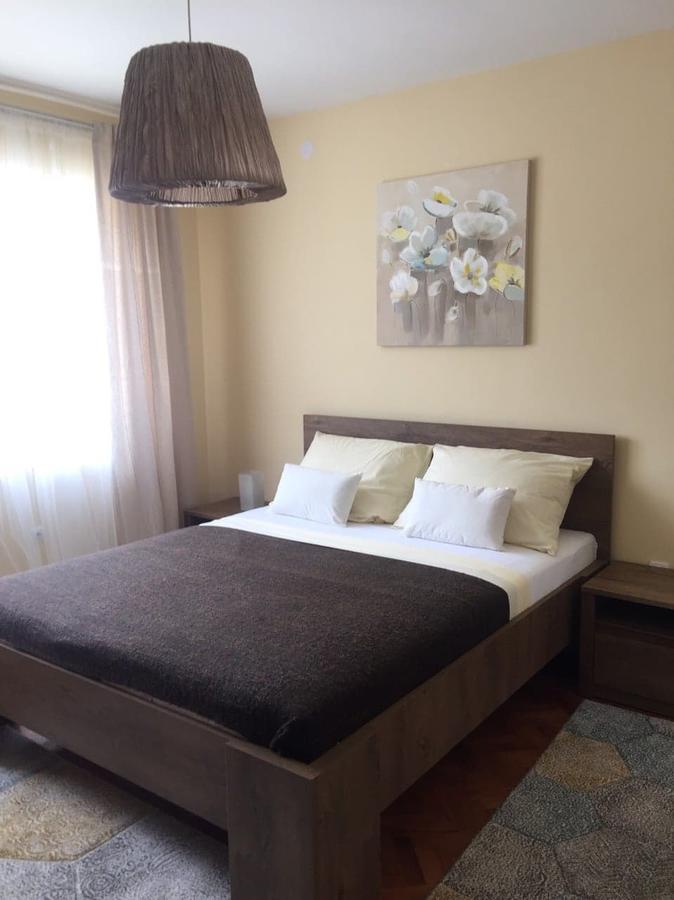 Stan Na Dan Gradiska/Bos. Gradiska Apartment Luaran gambar
