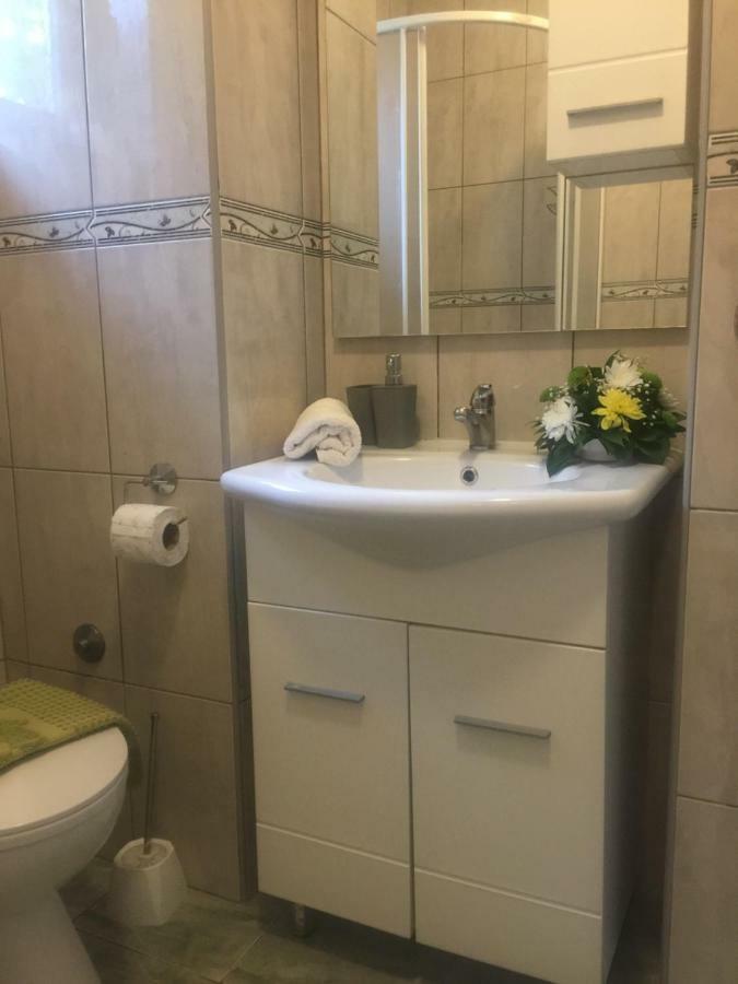 Stan Na Dan Gradiska/Bos. Gradiska Apartment Luaran gambar